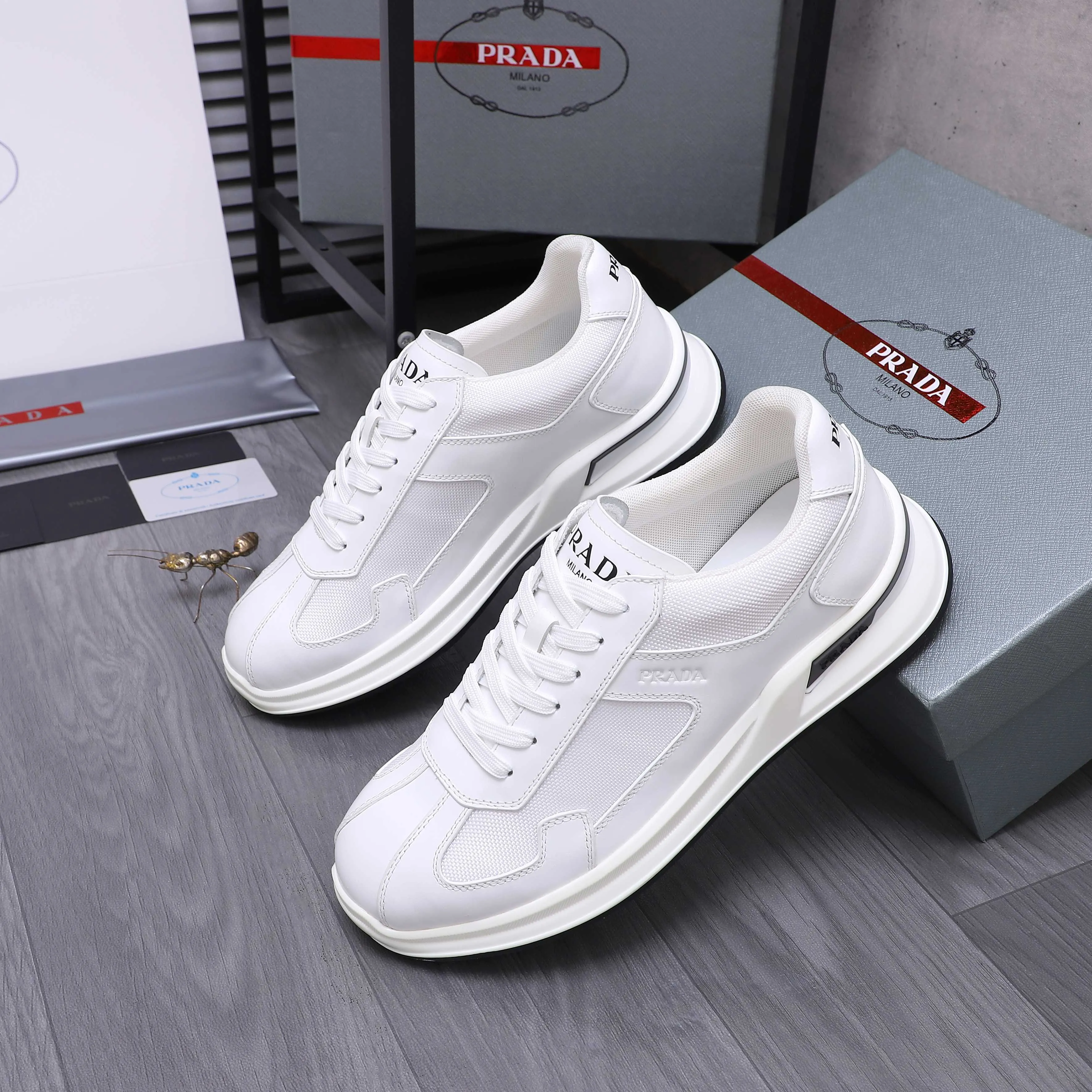 Men's shoes 💰p620 Product trademark: Men's shoes 💰pRADA [Prada] casual shoes, regular size. Size: 38-45 Product materials: selected high-quality cowhide stitching mesh upper mesh lining cowhide insole original rubber outsole